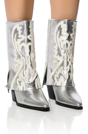 AZALEA WANG ESPERANZA WESTERN STYLE BOOTIE IN METALLIC SILVER