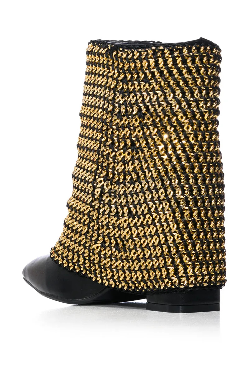 AZALEA WANG HAVANNAH CHAIN COVERED BOOTIE IN BLACK