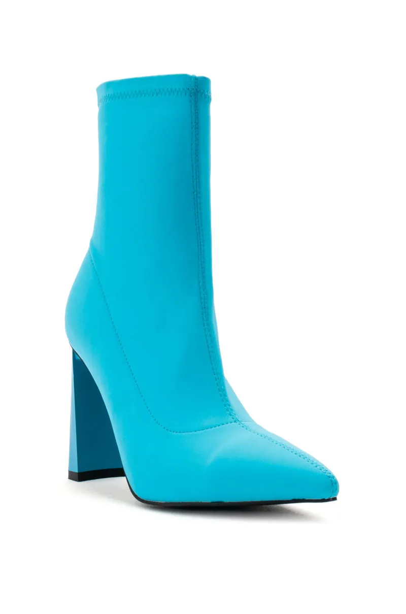 AZALEA WANG MOSCATO MESH CHUNKY BOOTIE IN BLUE