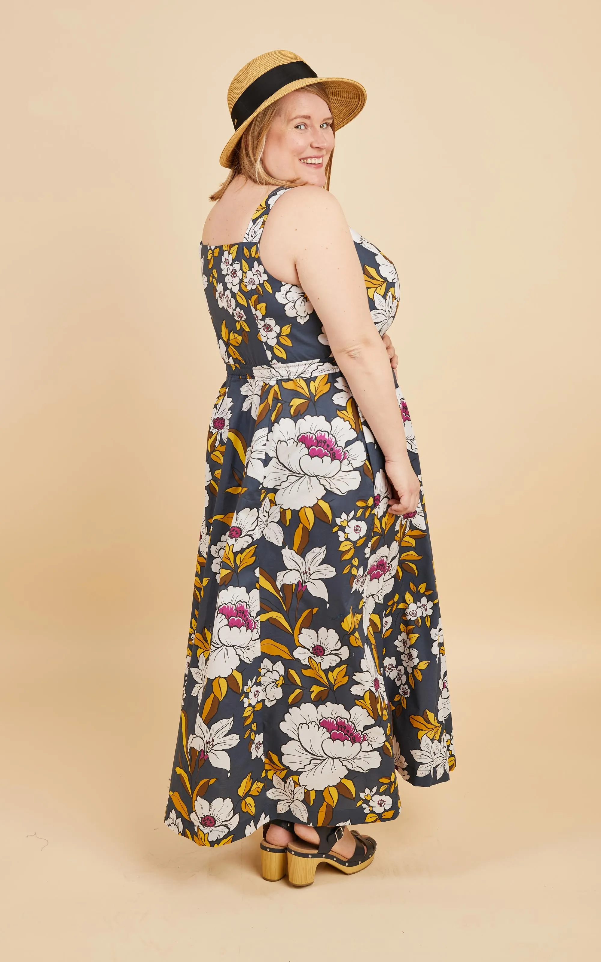 Holyoke Maxi Dress & Skirt 12-32 printed pattern: Wholesale