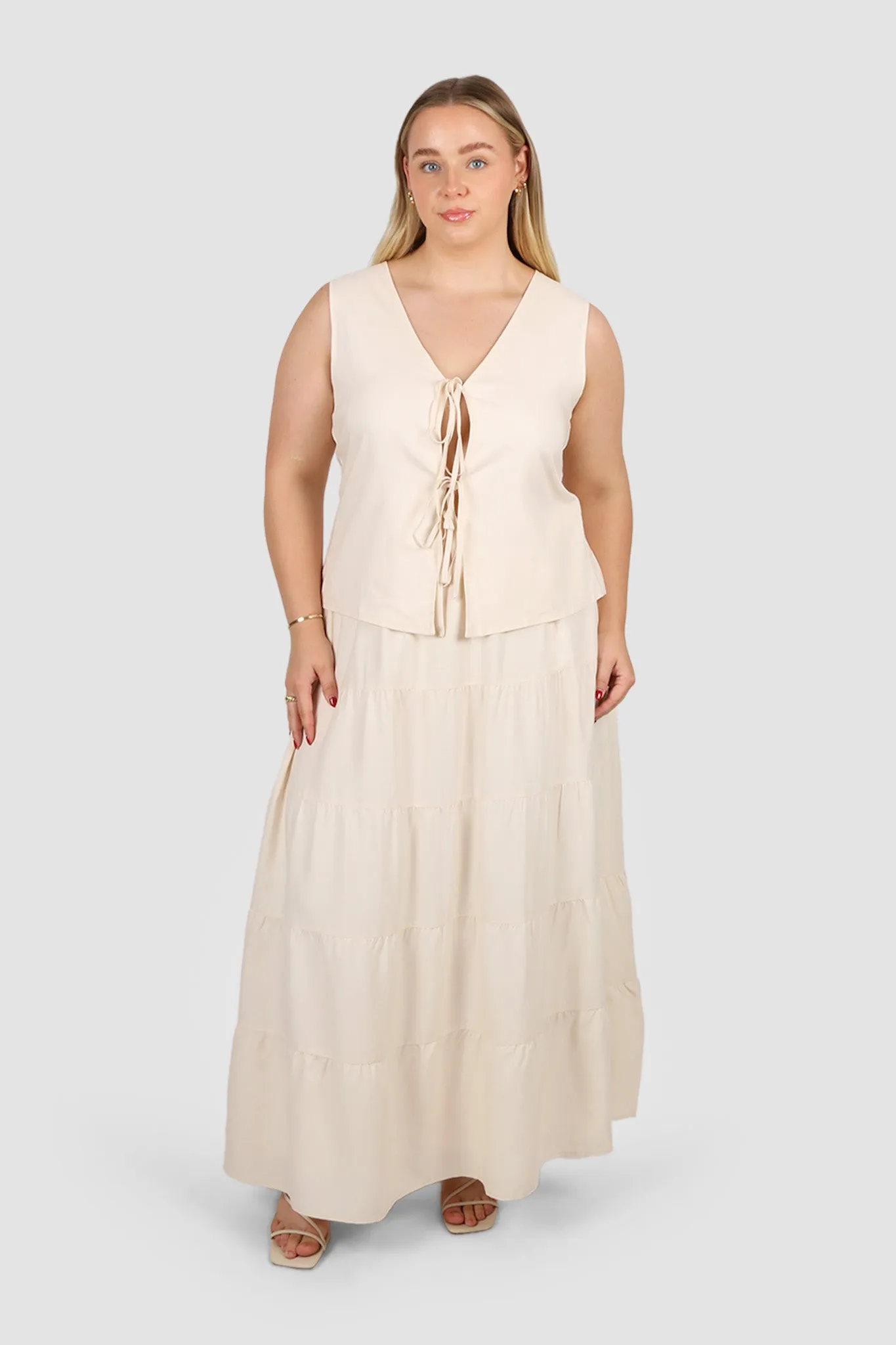 ZYLA TIERED MAXI SKIRT NEUTRAL